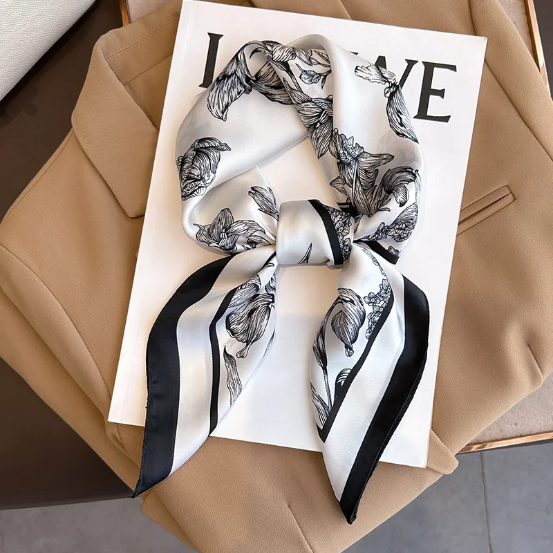 Luxury Bags China - 70*70cm Luxus Blumen druck Seide quadratischen