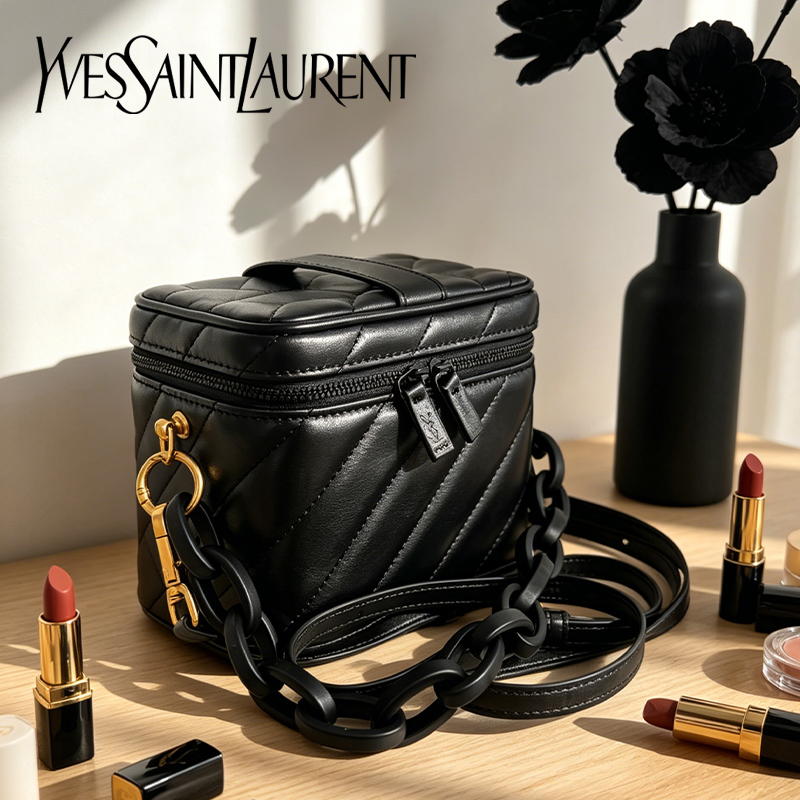 Luxury Beach Bags Ysl - Yves Saint Laurnets Tasche, schwarze, gesteppte