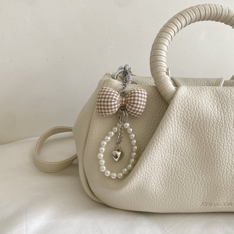 Plissierte Taschen mit rundem  – Luxury Bags Consignment Bewertung und Preis