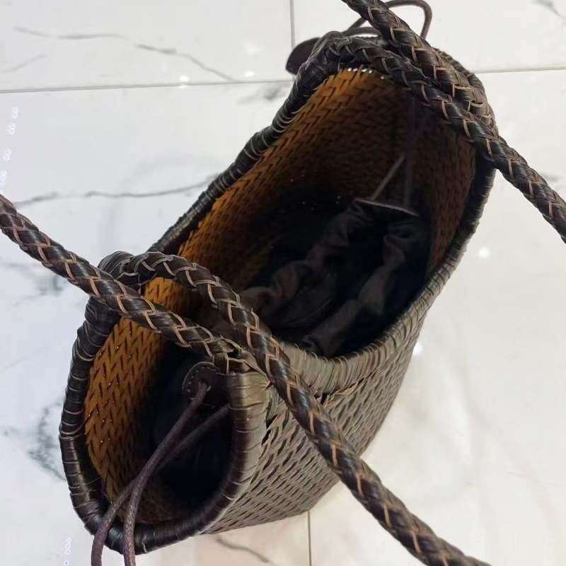 Handgewebte Leder-Tragetaschen – Luxury Bags Vintage Bewertung und Preis