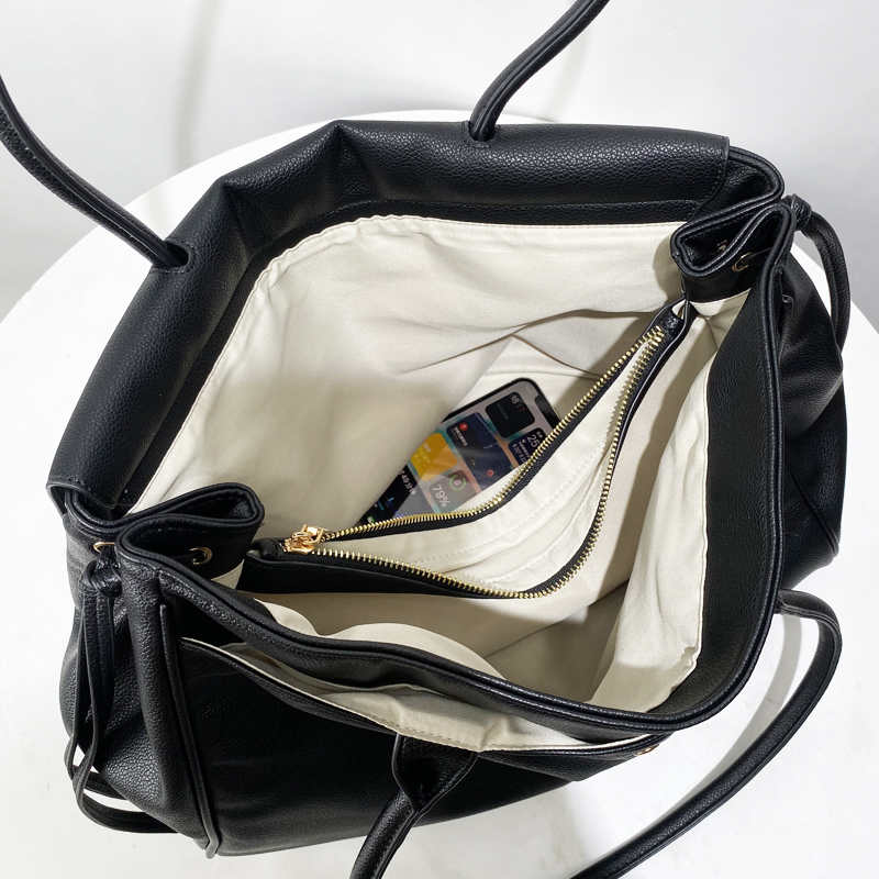 Aktentaschen und Tragetaschen  – Luxury Bags Vendor Bewertung und Preis