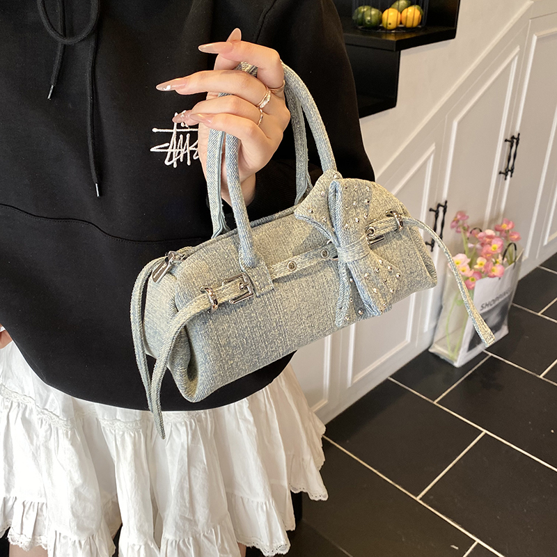 Sweetie Bowknot Kleine Bowling – Luxury Bags Consignment Bewertung und Preis