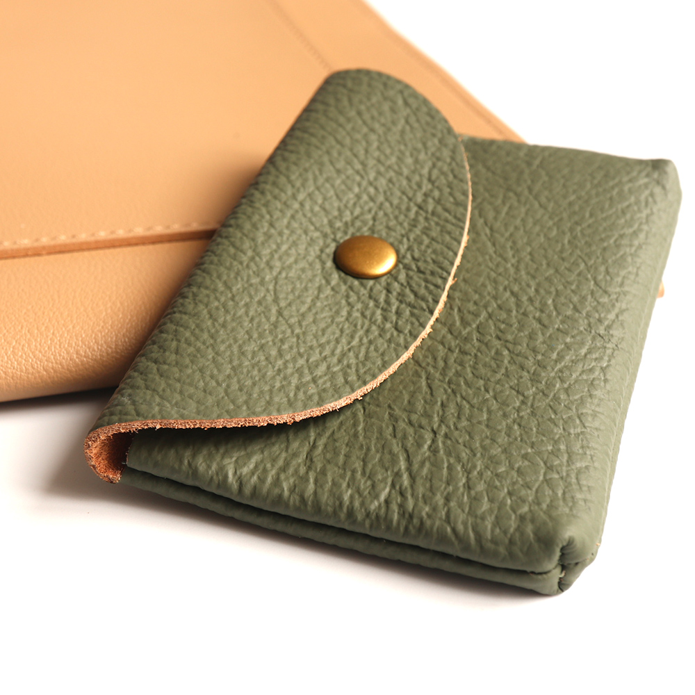 Benutzerdefinierte Buchstaben  – Luxury Bags Consignment Bewertung und Preis