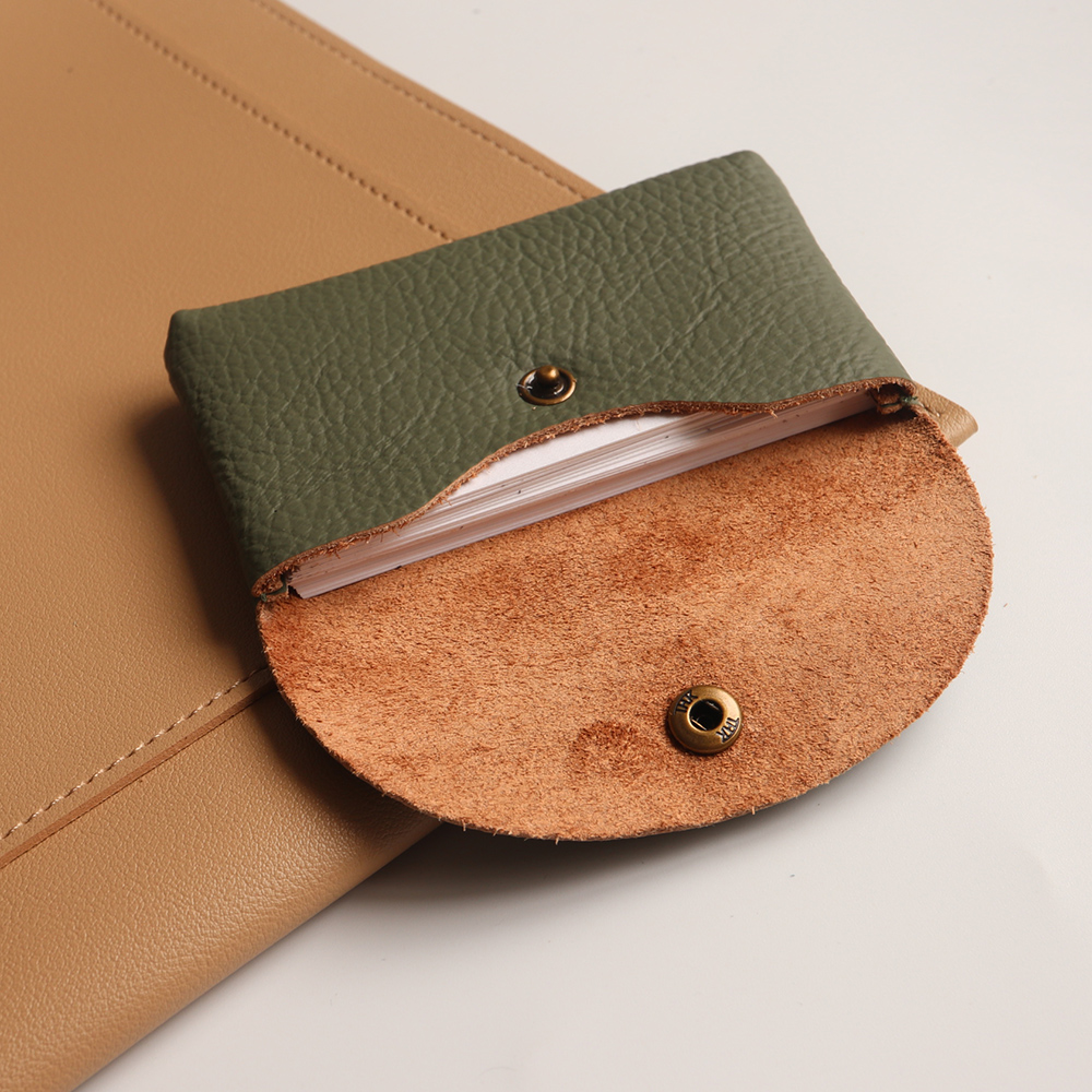 Benutzerdefinierte Buchstaben  – Luxury Bags Consignment Bewertung und Preis