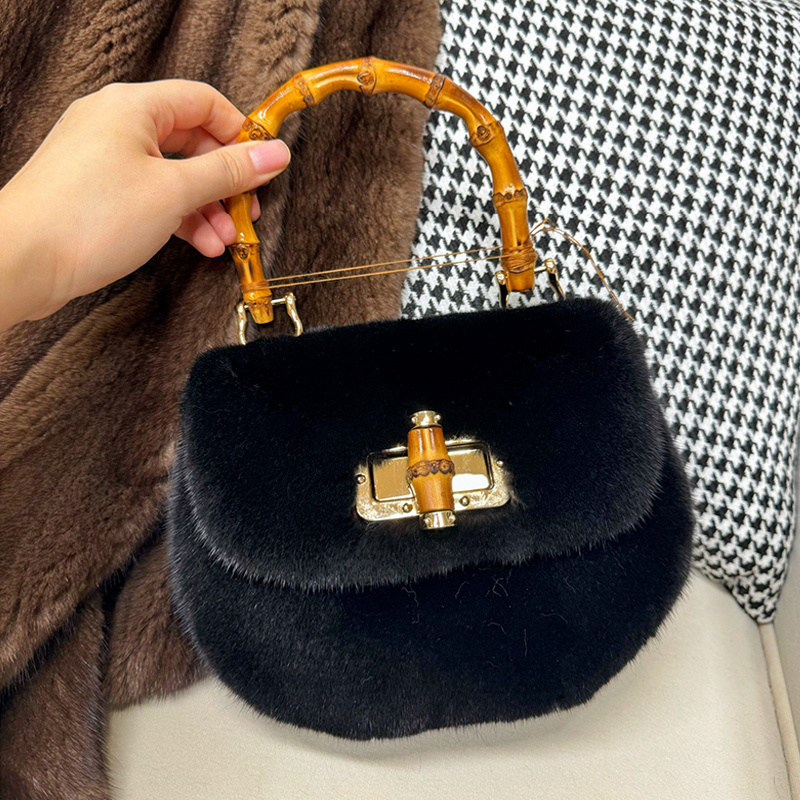 Damenhandtaschen aus Nerzfell, – Luxury Bags Gr Bewertung und Preis