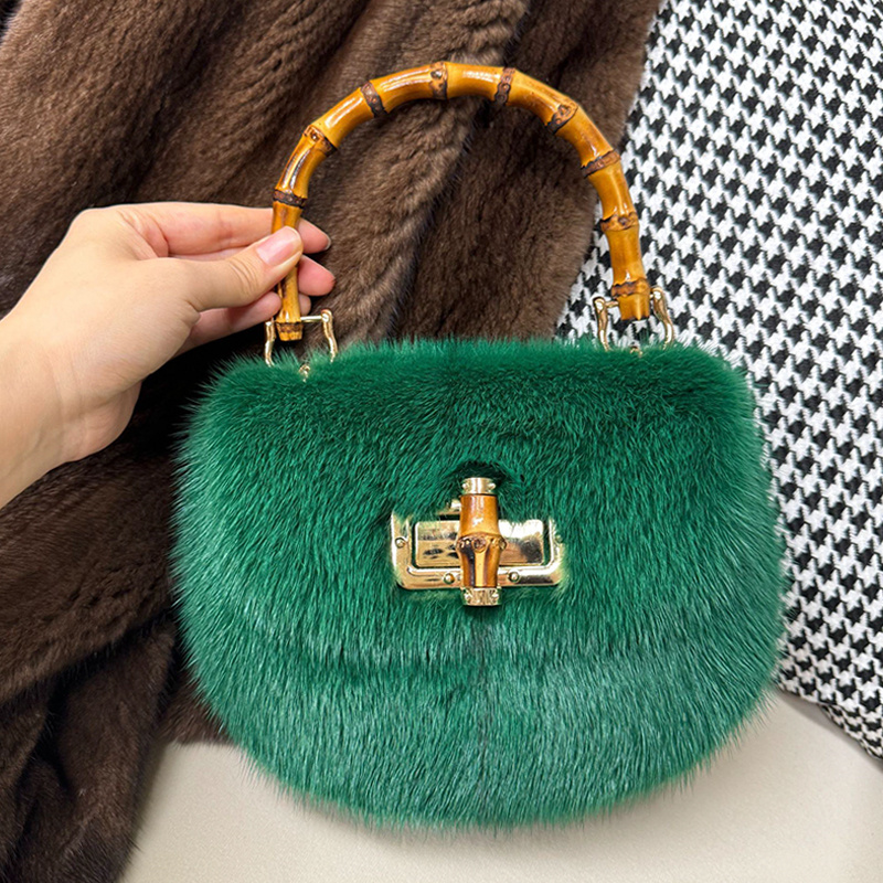 Damenhandtaschen aus Nerzfell, – Luxury Bags Gr Bewertung und Preis
